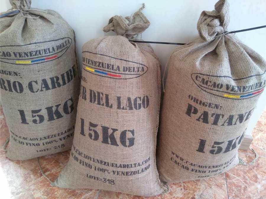 Sacos granos de cacao